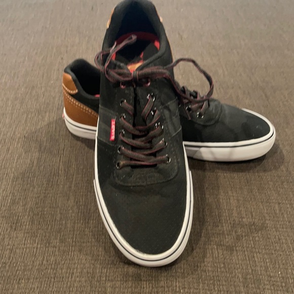 Men’s Levi’s shoes